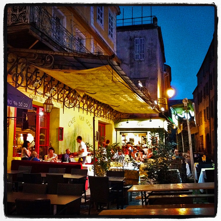 Van Gogh's Yellow Cafe Blog iDiarist