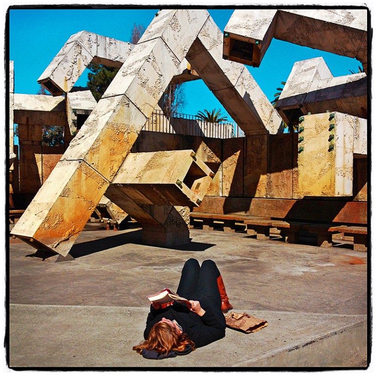 Reading About Blog iDiarist