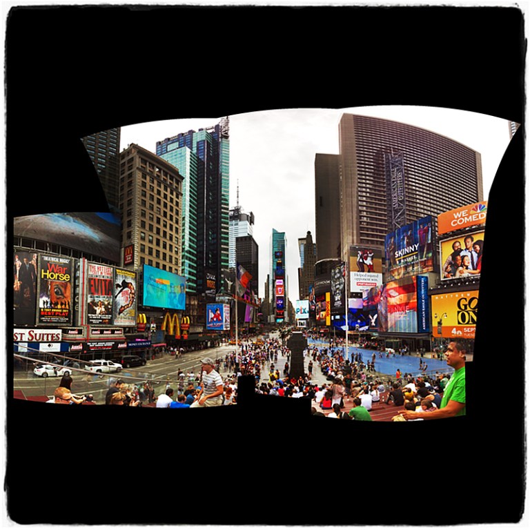 Times Square #2 Blog iDiarist