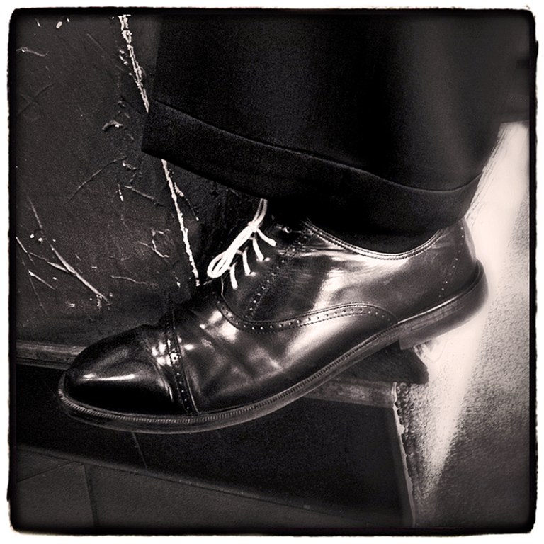 A Man's Shoe in Vinaka Cafe Blog iDiarist