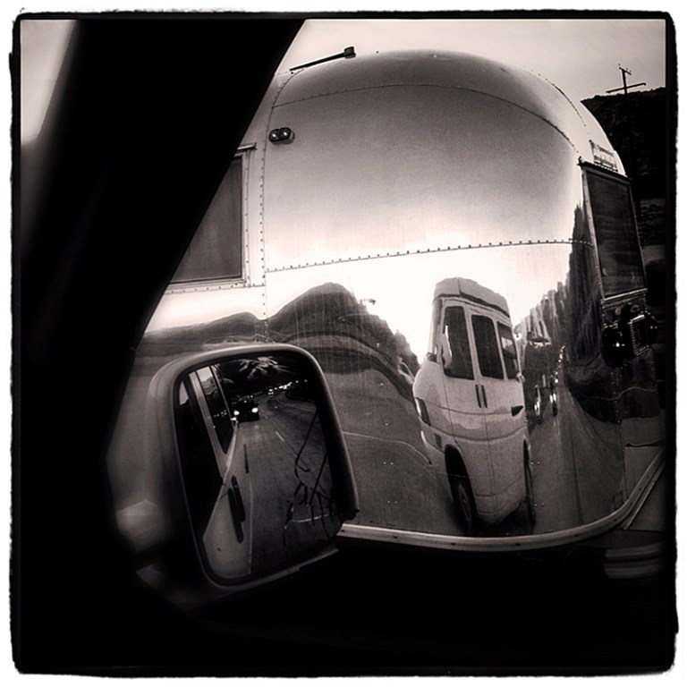 Passing Airstream on I-5 Blog iDiarist