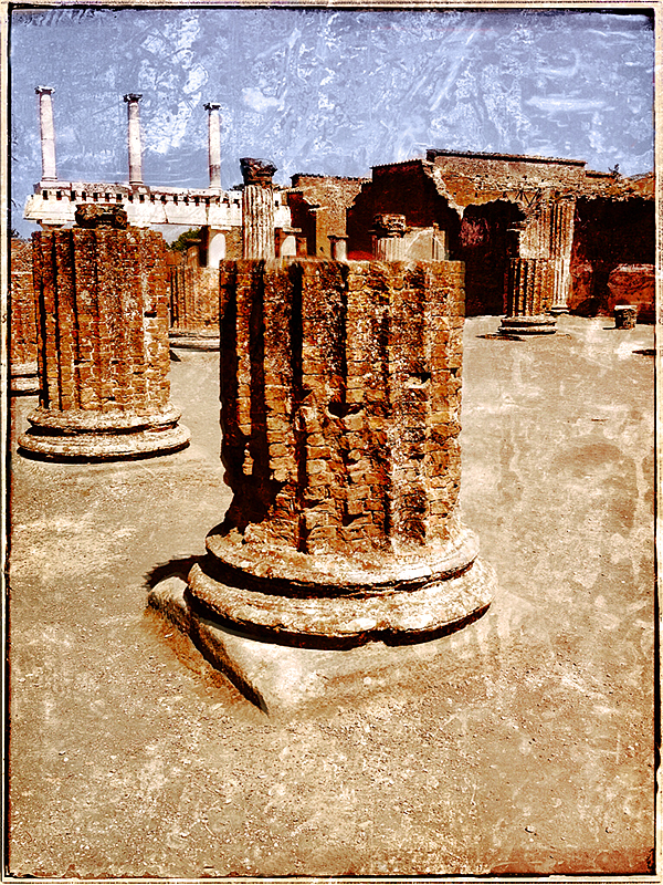 Forum at Pompei Blog iDiarist